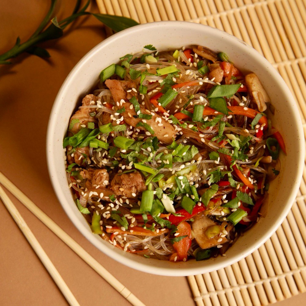 Фунчоза з куркою (400г)
