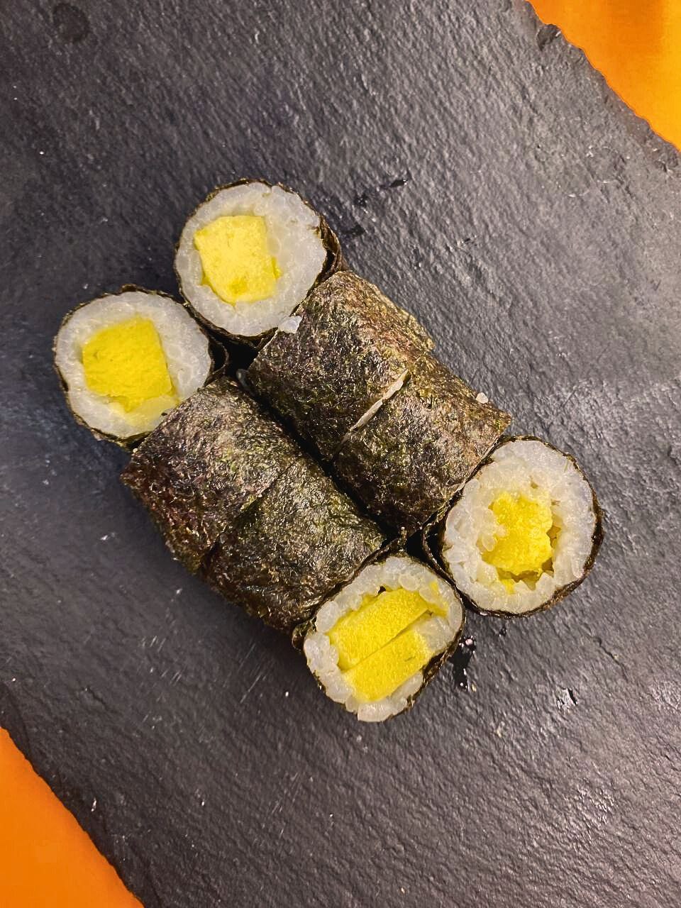 Макі з Манго (110г) 8шт