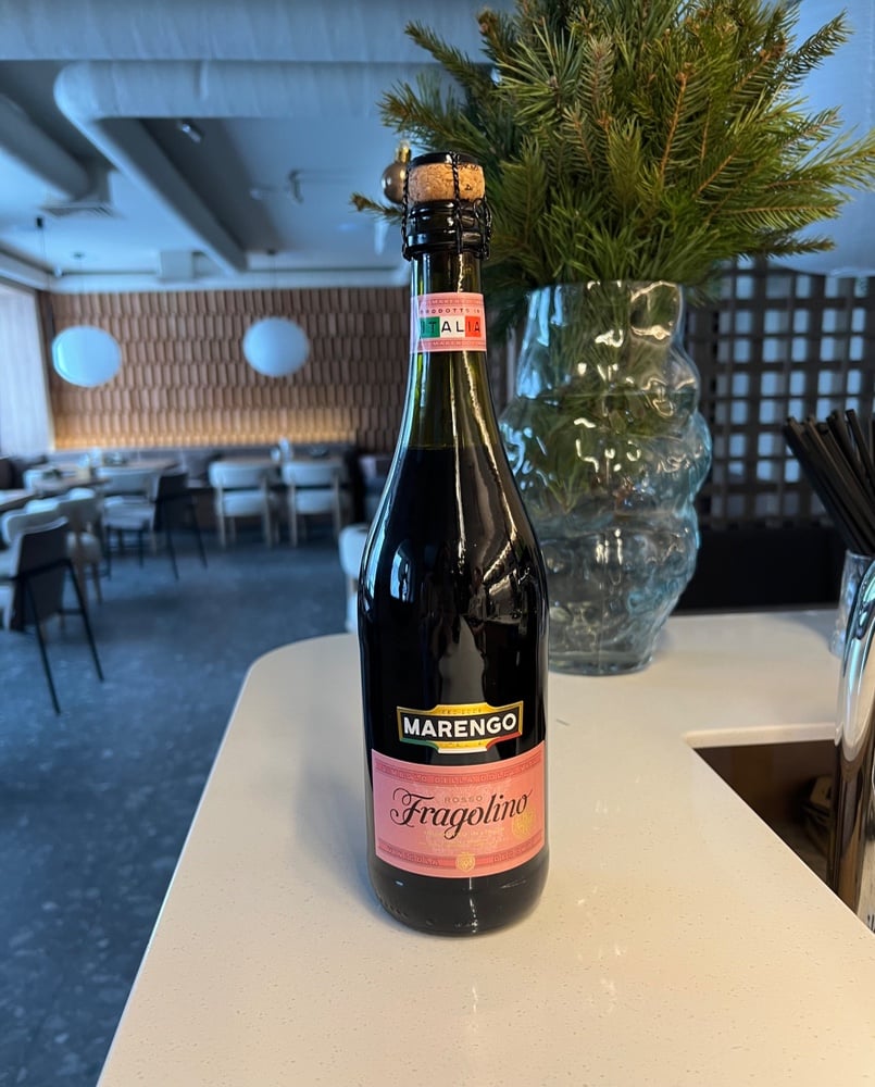 Marengo Fragolino «Зі смаком полуниці» червоне