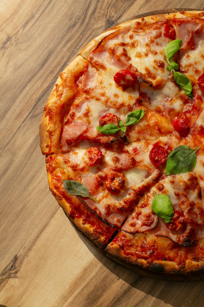 Хача-піца а-ля Капрезе