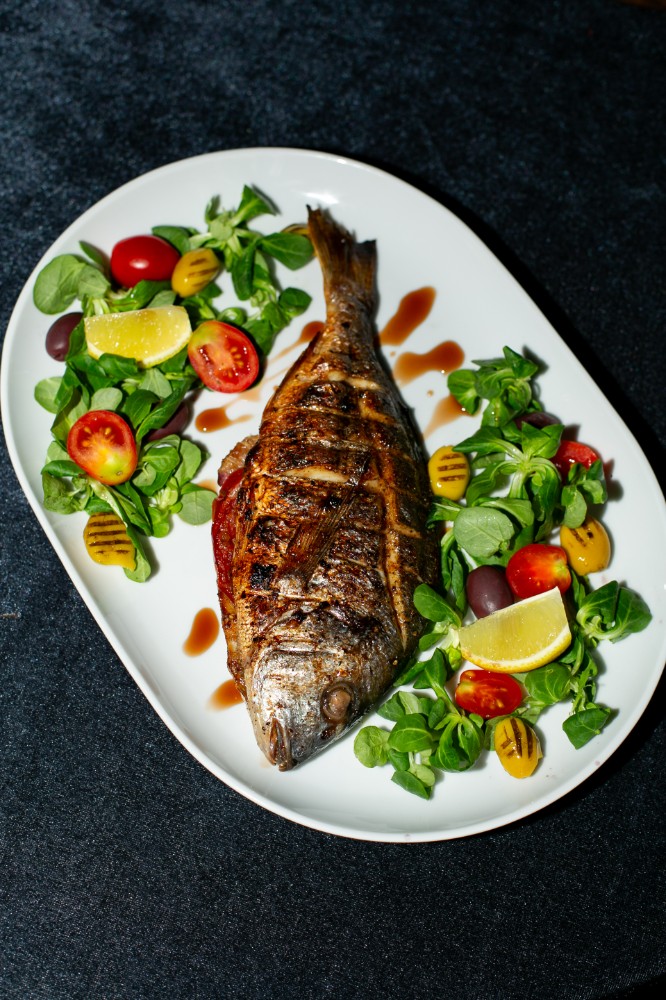 Дорадо на грилі