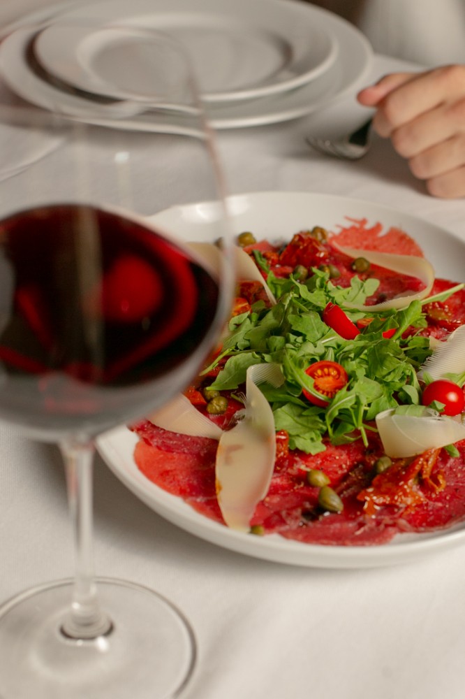 Карпачо з витриманого філе яловичини/Aged beef fillet carpaccio 200 г