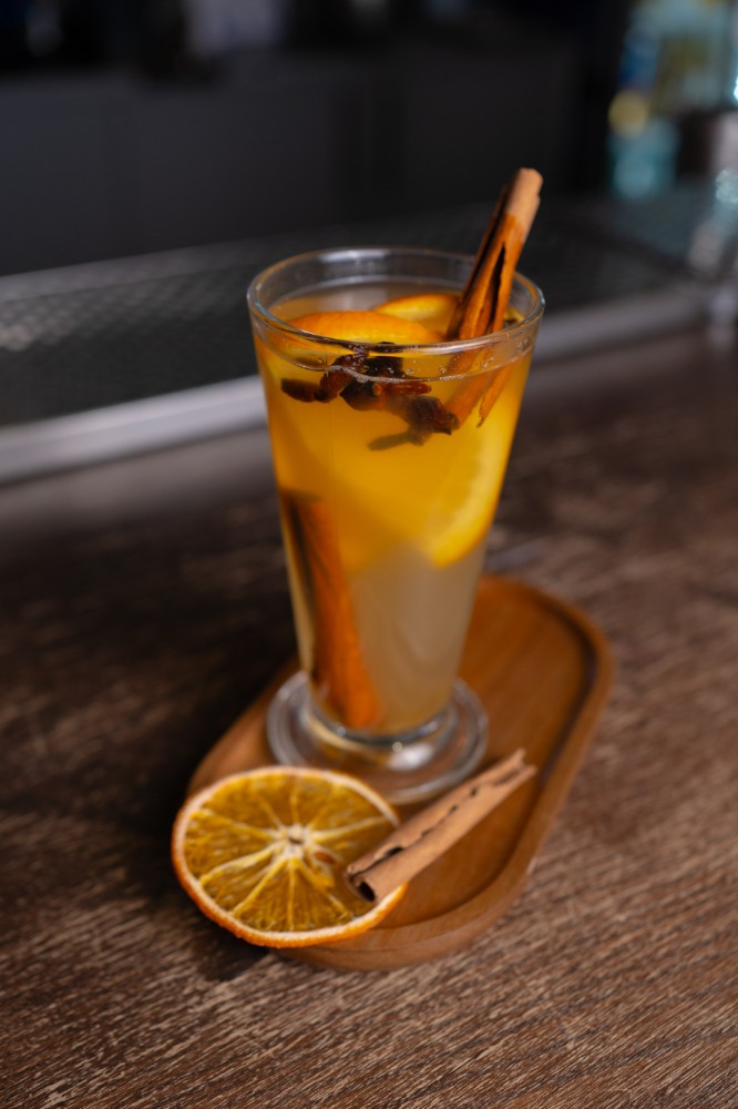 Глінтвейн на білому вині з кокосом та манго