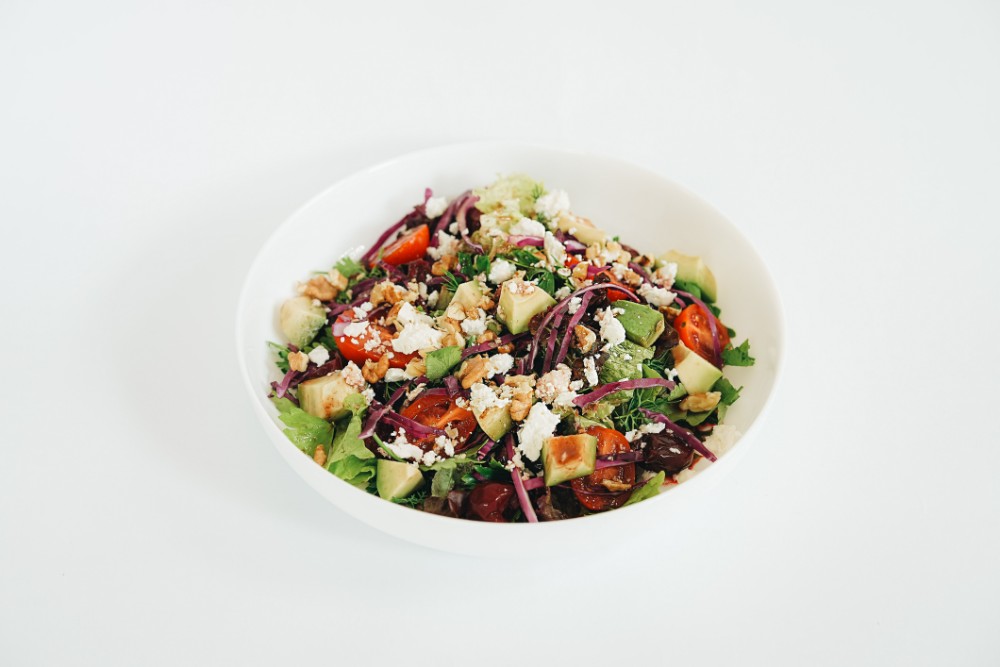 Albalılı Avokado Salatı 