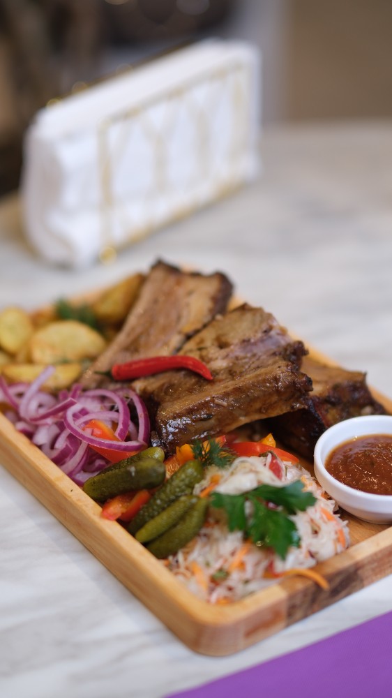 Реберця BBQ з картоплею