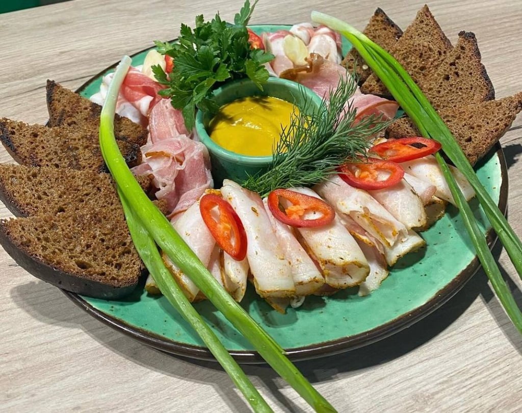 Тарілка сала 250/30гр
