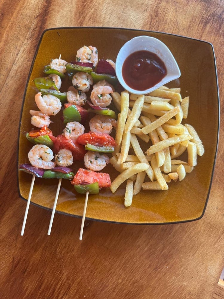 Pincho (choose: Shrimp or Chicken)