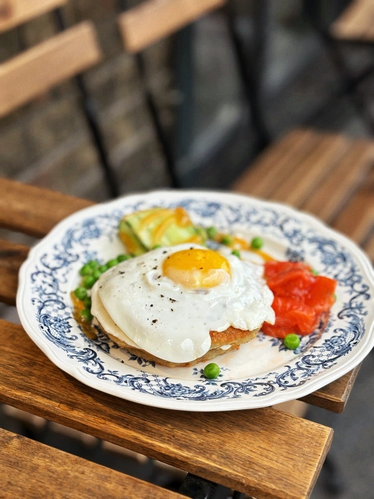 Хешбраун з лососем (Hash Brown with Salmon)
