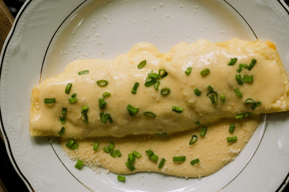 Омлет з сиром (Scrambled eggs with cheese)