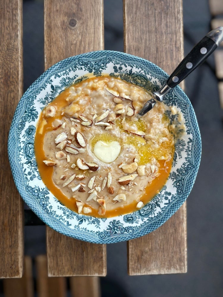 Горіхова вівсянка (Nut oatmeal)