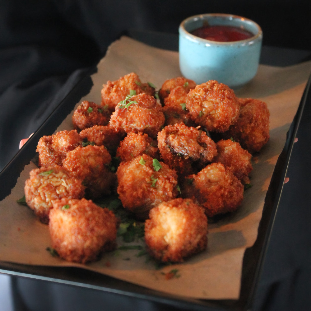 Гриби ФРІ з соусом на вибір