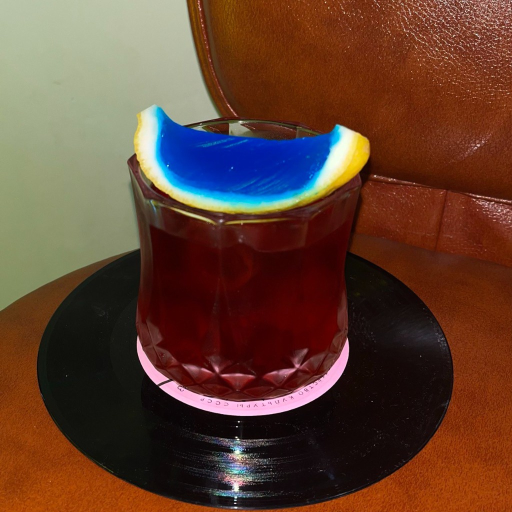 Коктейль BLACK CHERRY NEGRONI