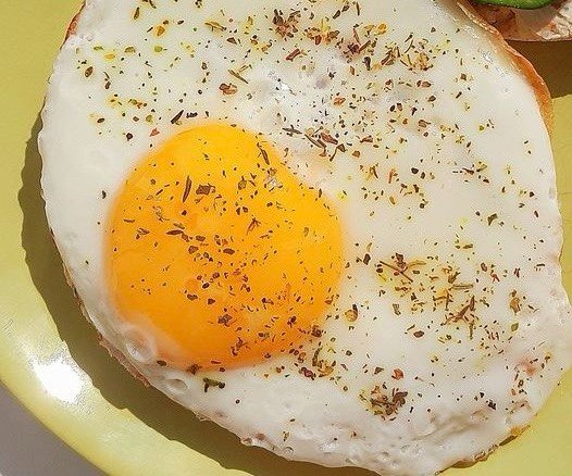 ЯЙЦЕ СМАЖЕНЕ