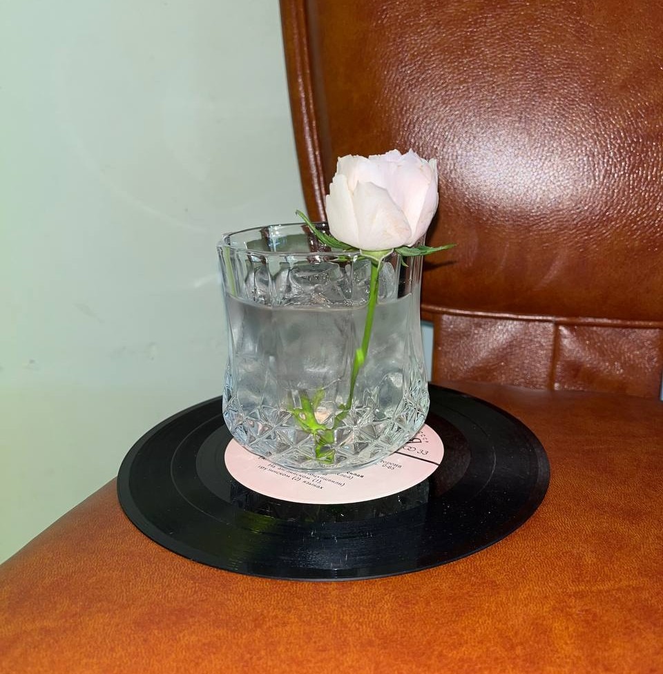 Кокотейль CLEAR NEGRONI