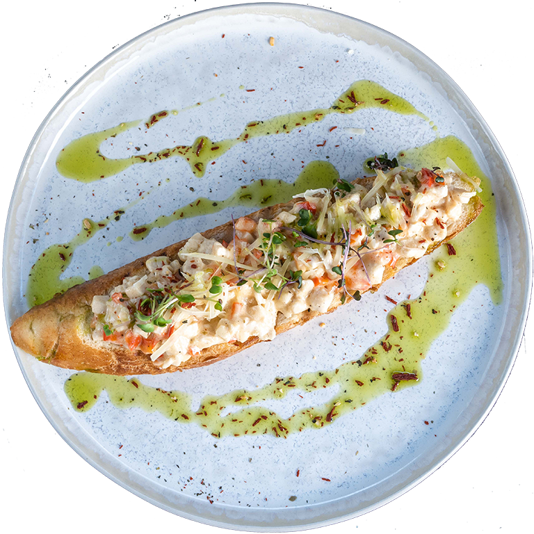 Велика брускета з куркою та овочами