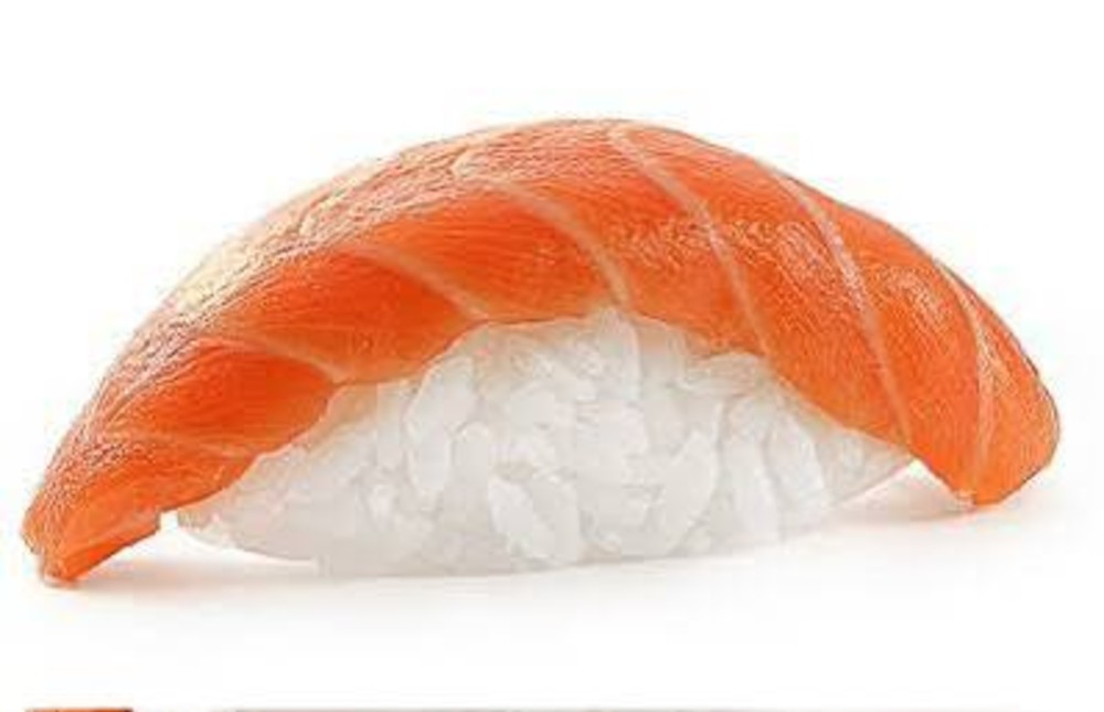 Суши лосось