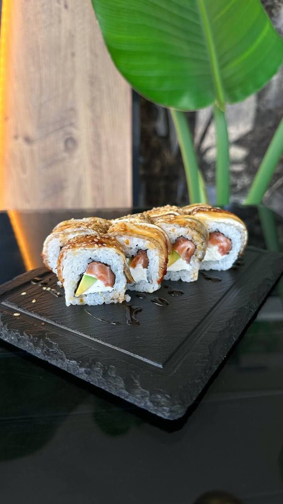 Las Vegas Roll 🥢 🥑 🐠