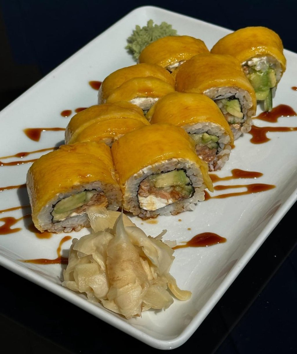 Mango Roll 🥢🥭🥑 