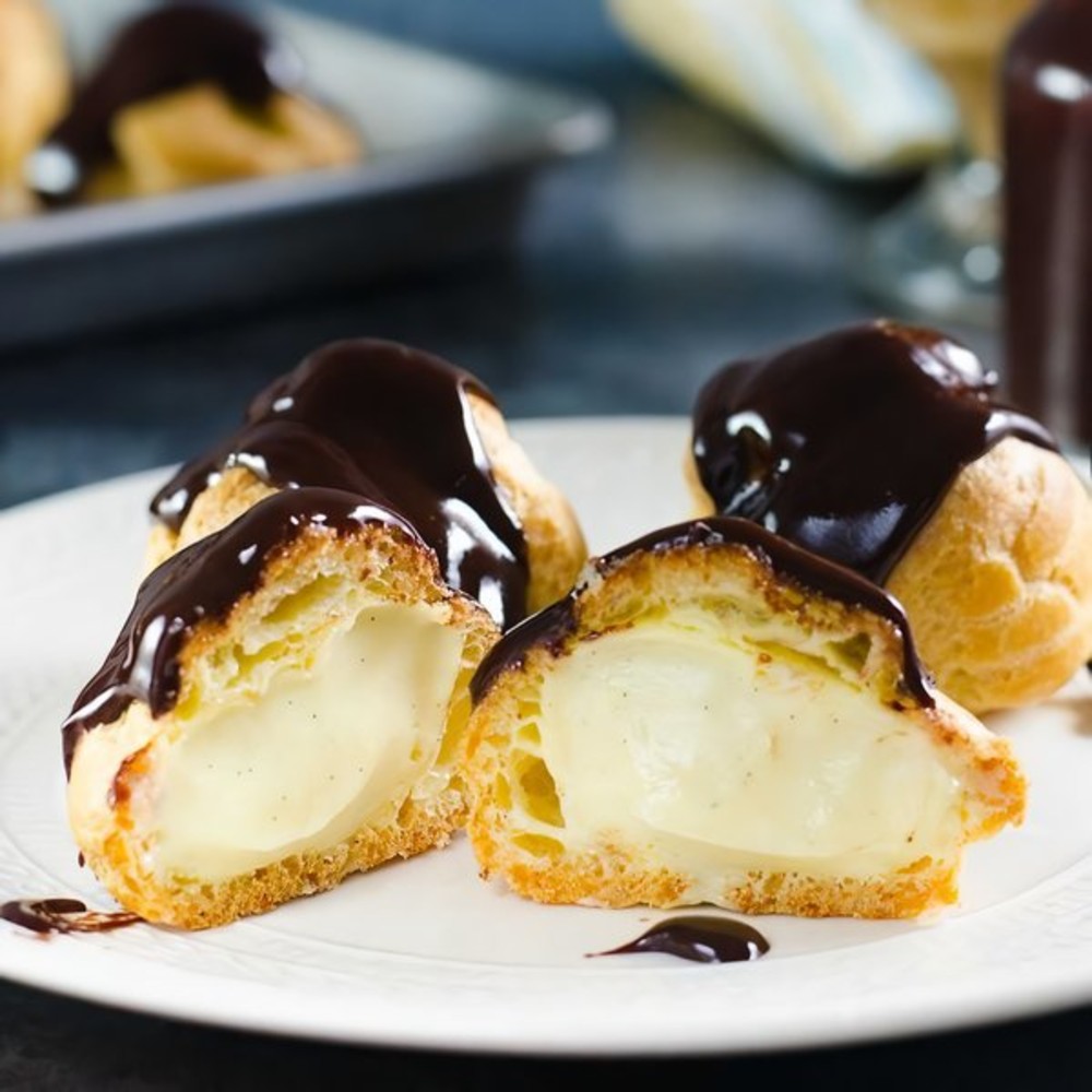 Тістечко Профітролі в шоколаді