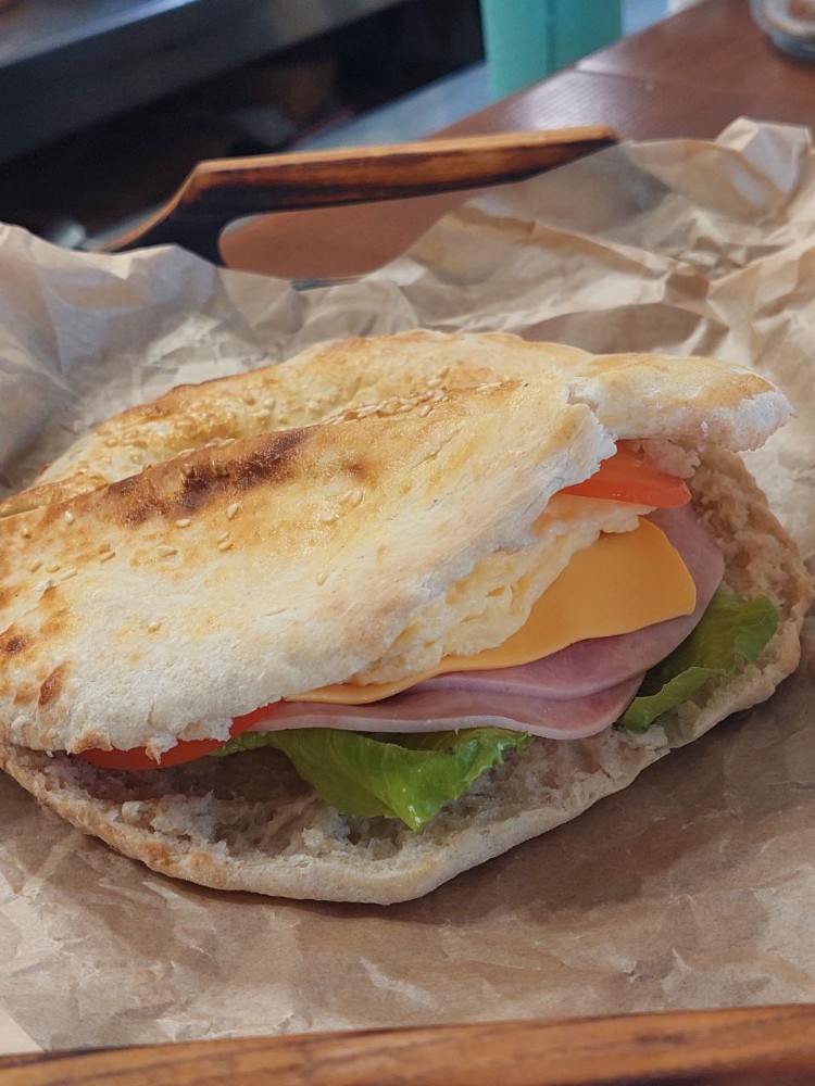 Паніні з омлетом