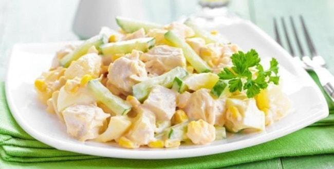 Салат "Гавайський" 250г