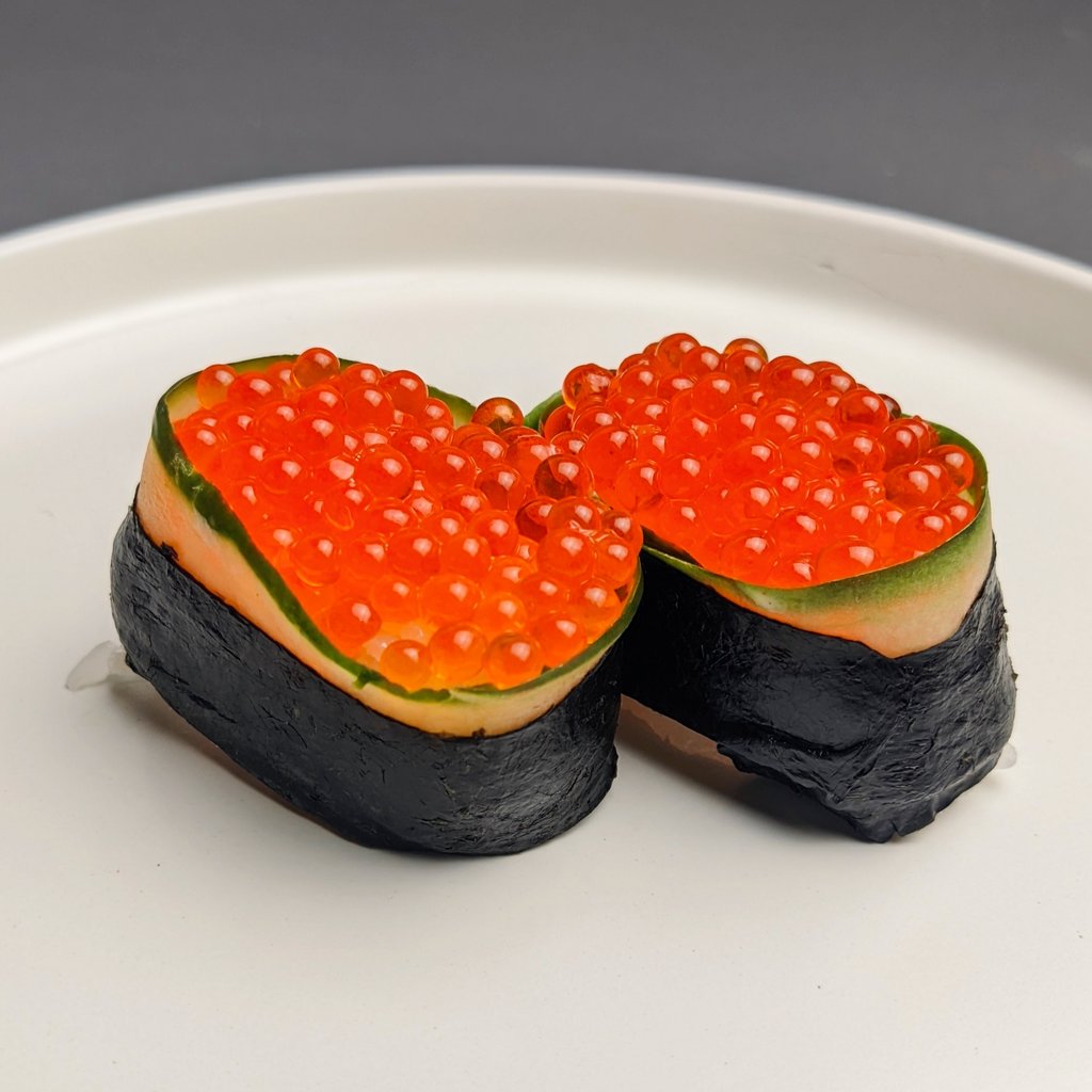 Суши с красной икрой