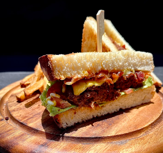 Cheesy Patty Bacon Melt