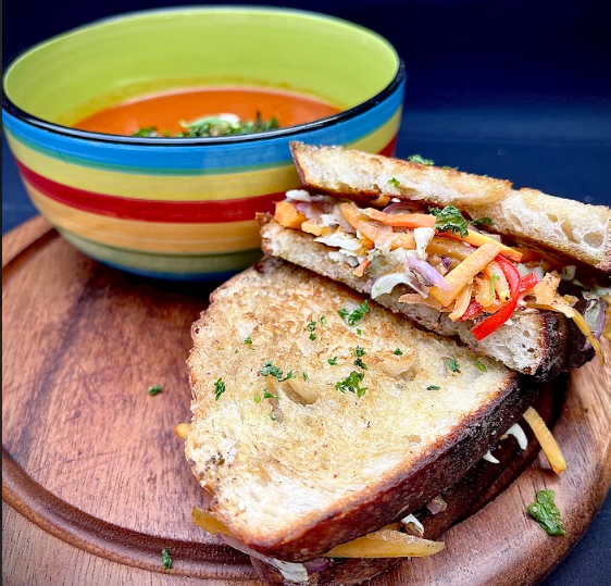 Veggie Toastie & Tomato Soup