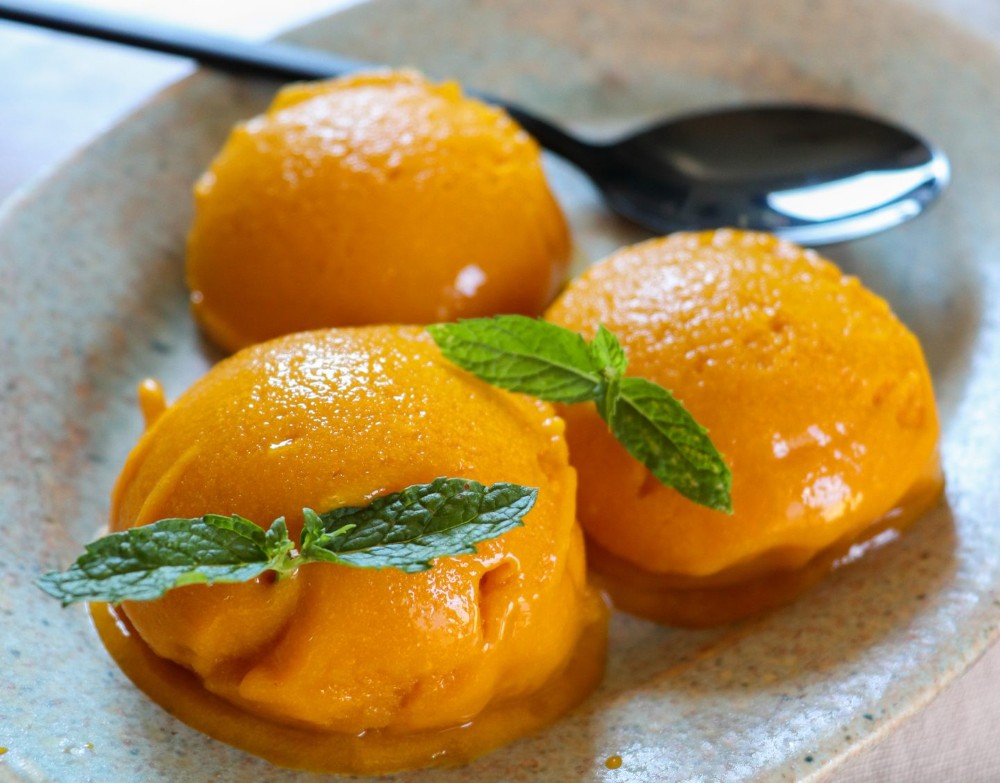 Trois boules de Glace Saveur Mangue