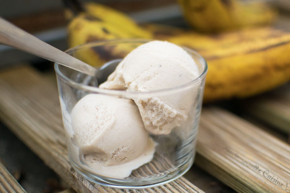 Une boule de Glace Saveur Banane