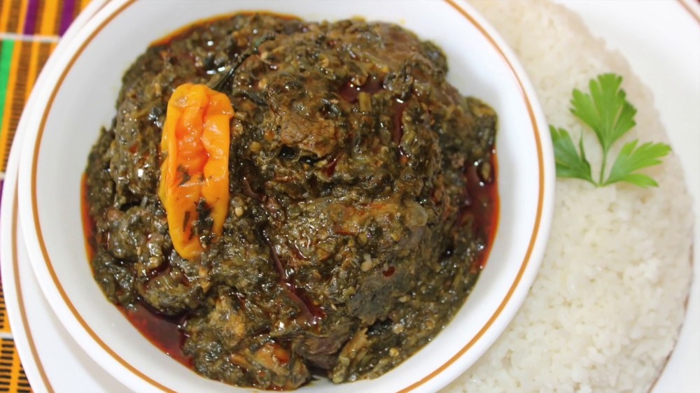 Saka-saka aux poissons fumés