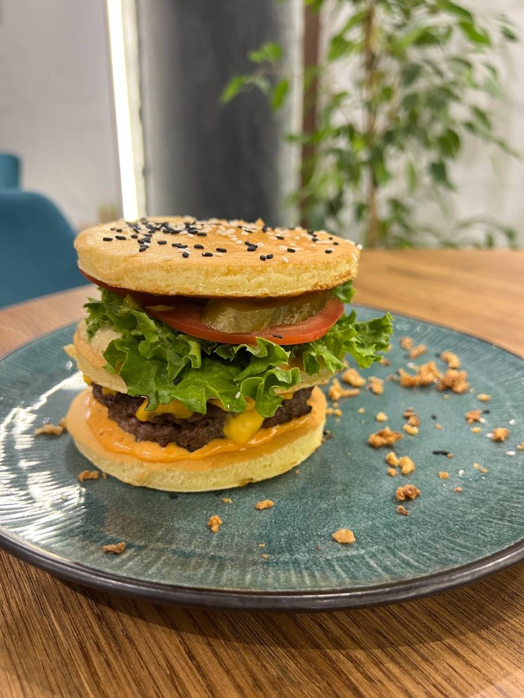 CakeBURGER