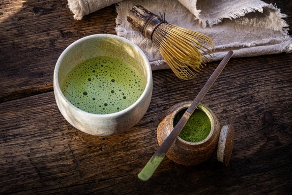 Large matcha latte 