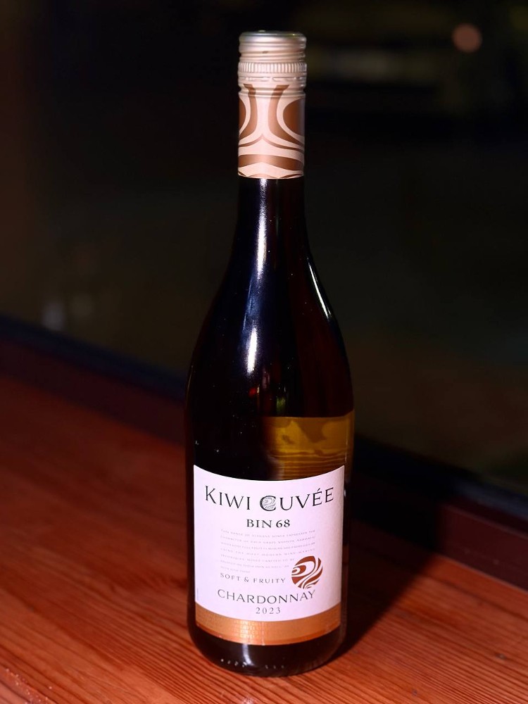 Вино Kiwe Cuvee Шардоне 