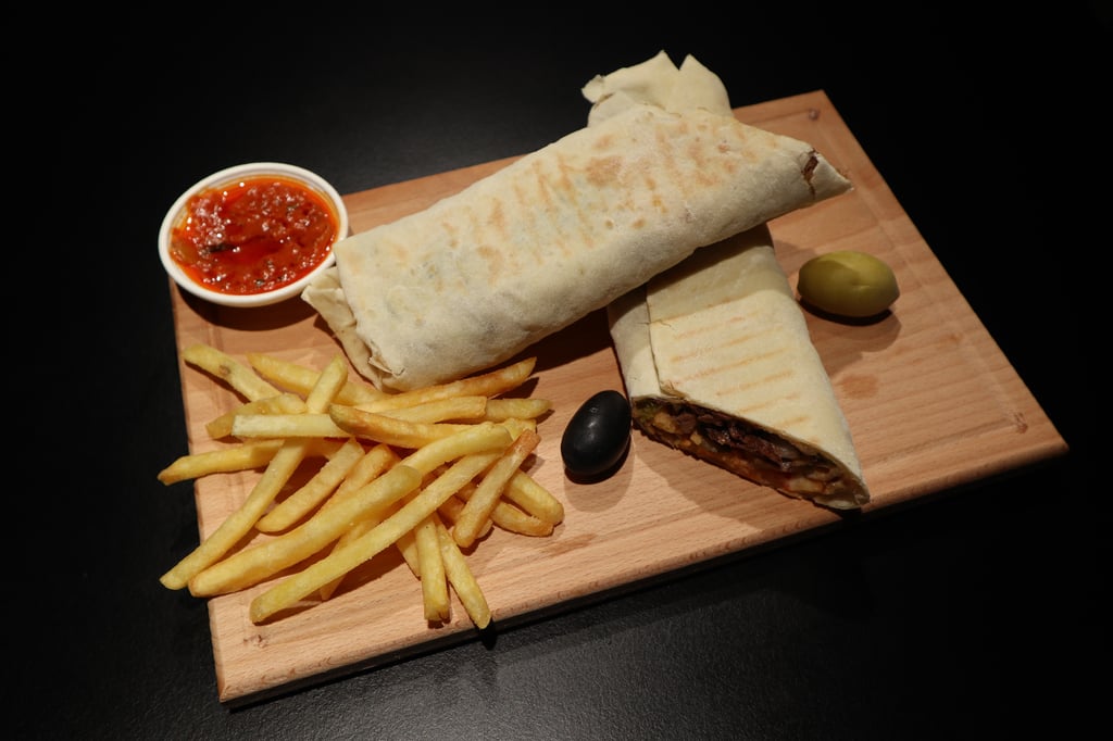Döner з телятиною в лаваші