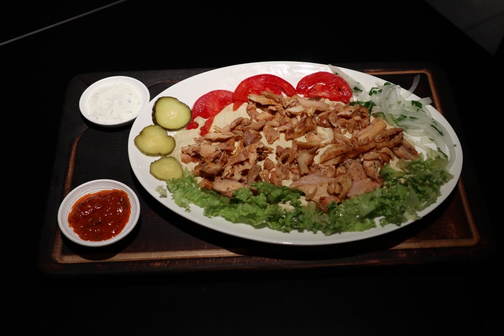 Хумус Döner з куркою