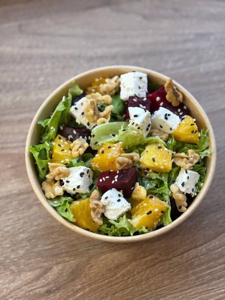 ХL салат з буряком та фетою