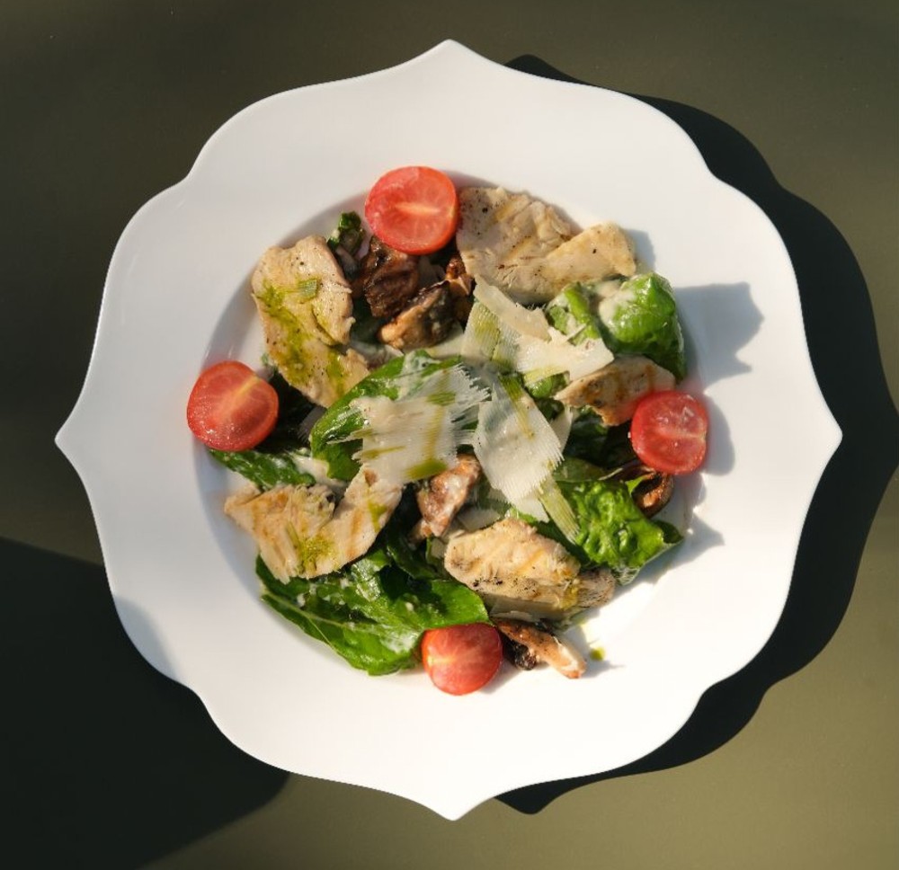 Салат з куркою і соусом Цезар, 320г