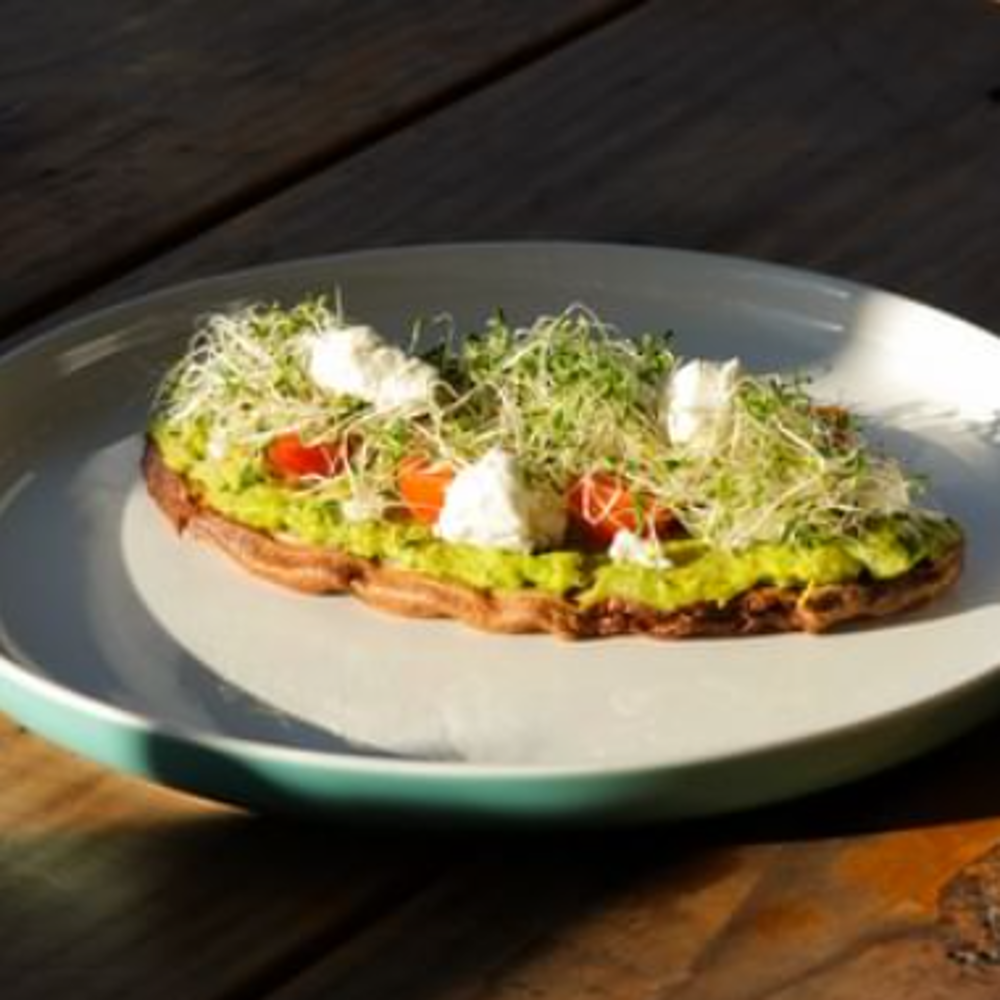 Tostada de aguacate
