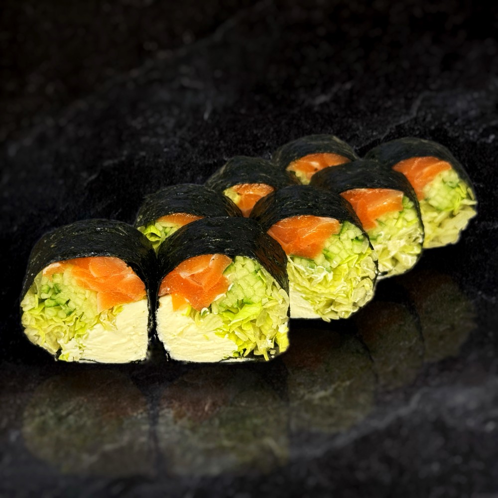 Рол без рису з лососем