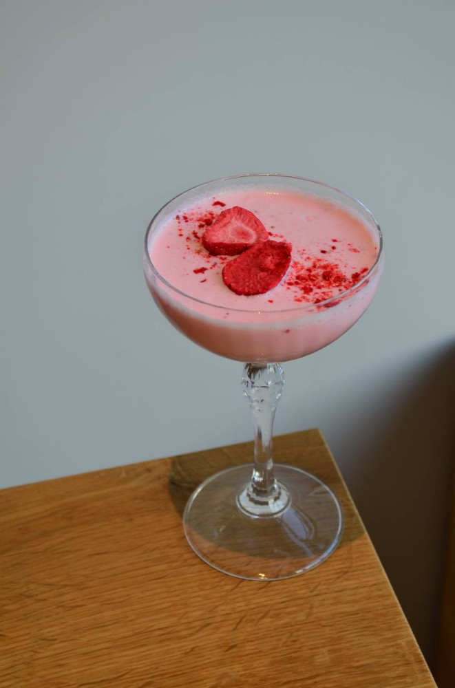  Creamy strawberry