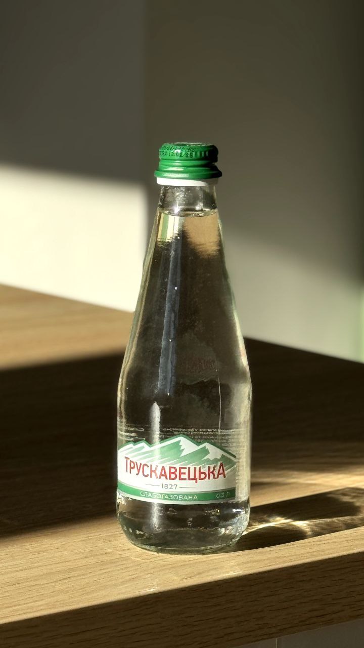 Вода слабогазована