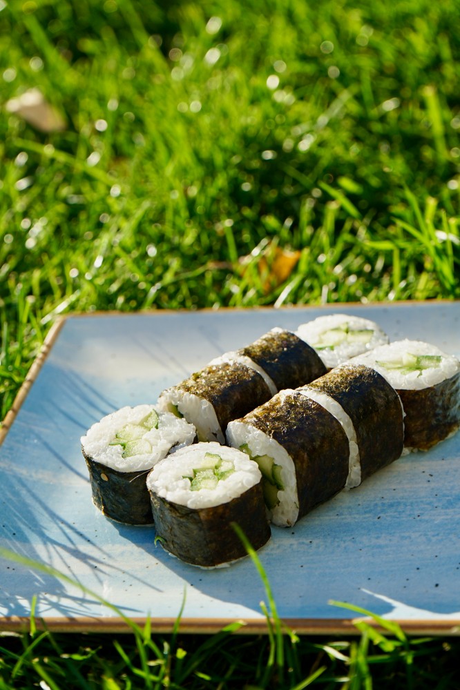 Макі огірок