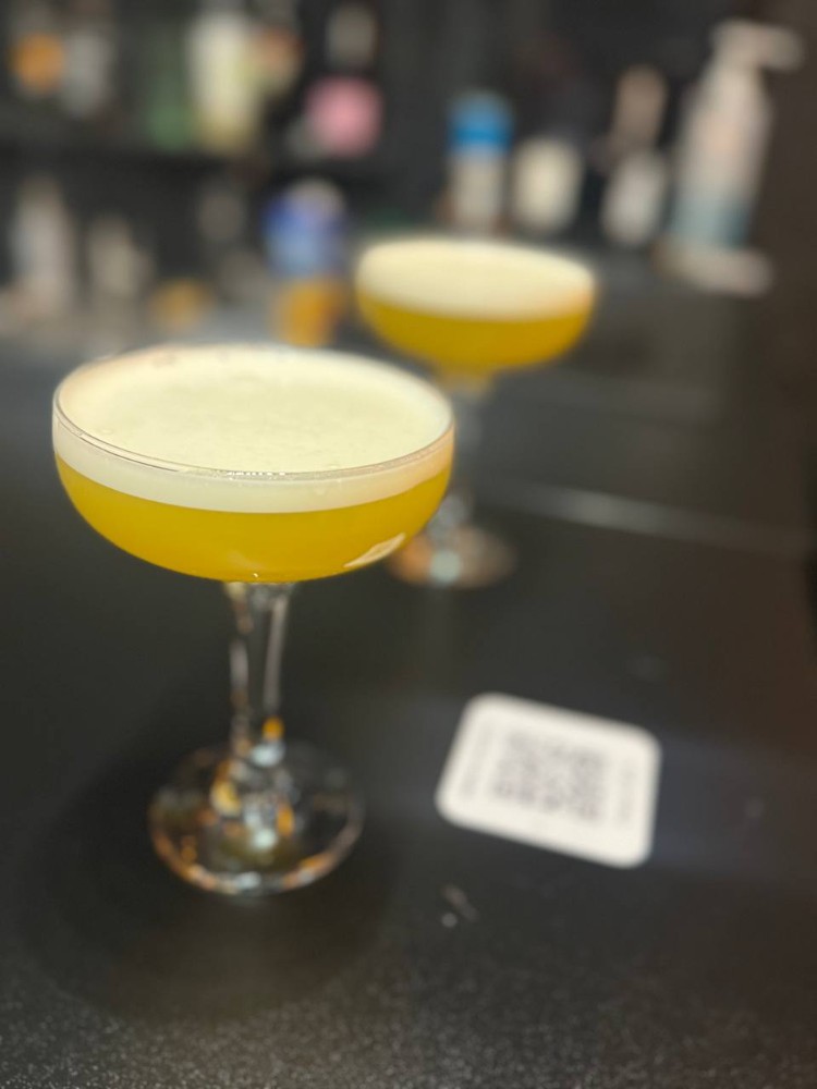 Коктейль "Clover bar"