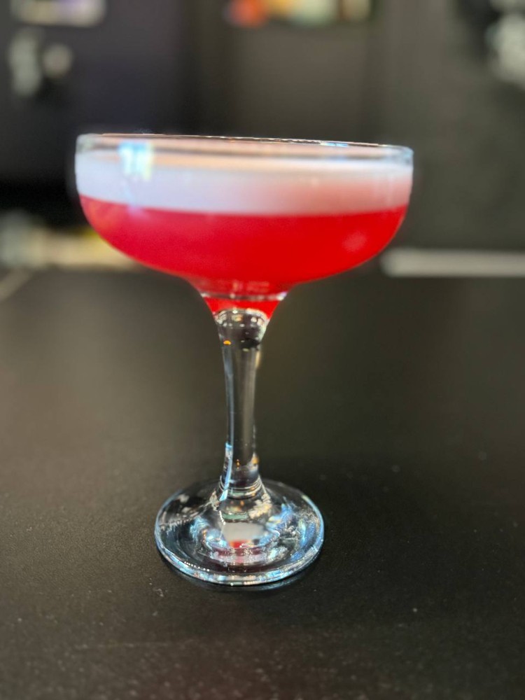 Коктейль "Clover Club"
