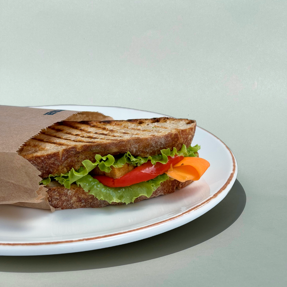 tofu sandwich (vegan)
