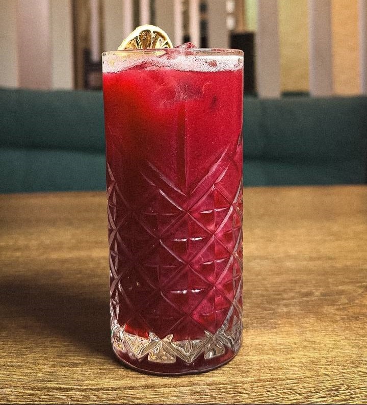 Orange-berry lemonade
