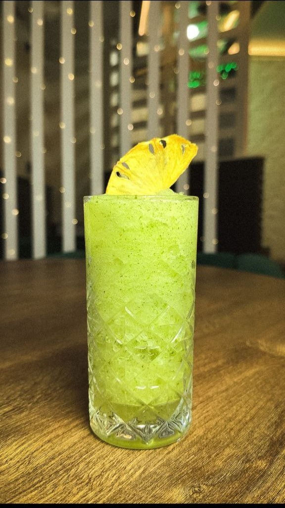 Pineappie-pear
