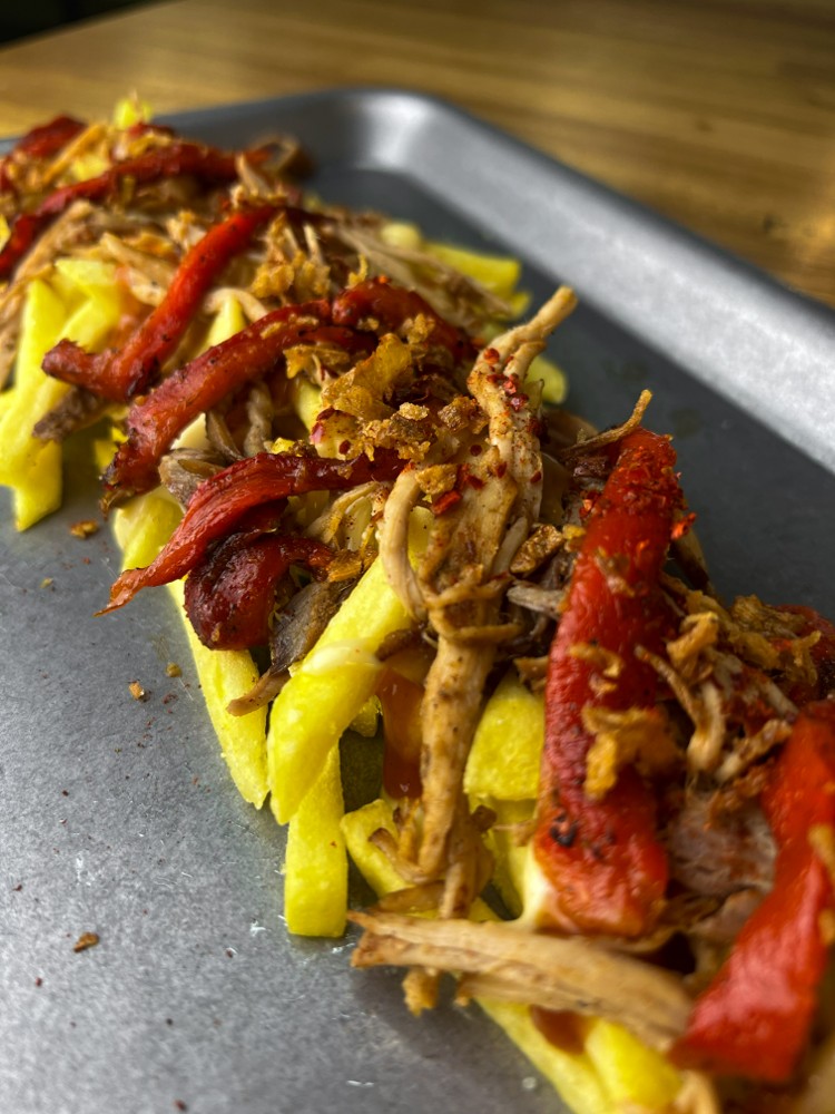 PULLED PORK FRIES