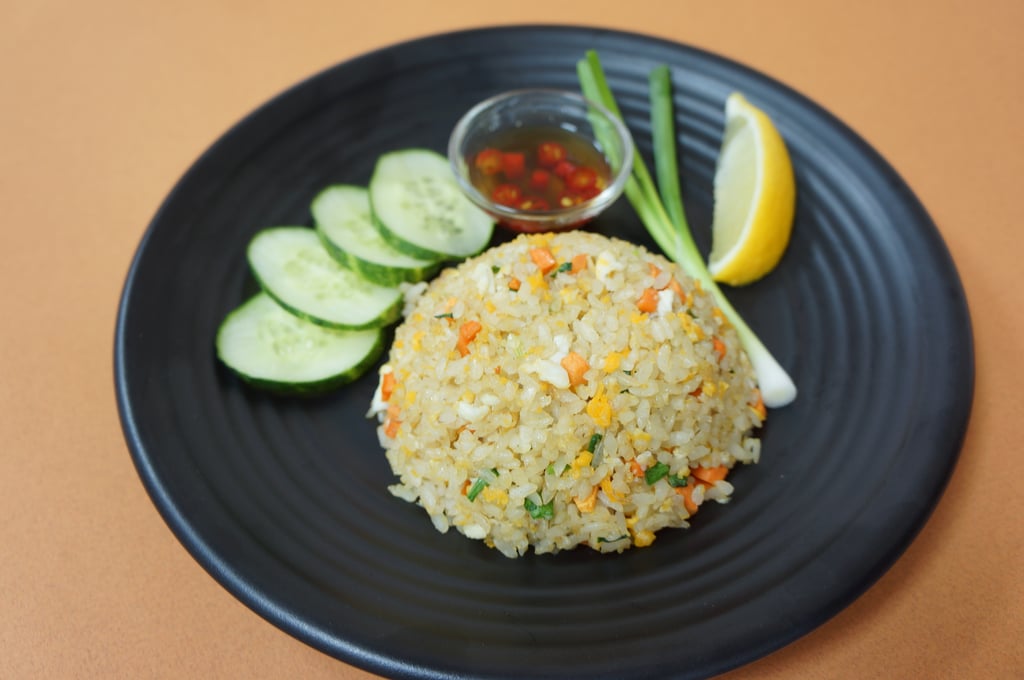 Жареный рис с яйцами / Fried-rice with eggs